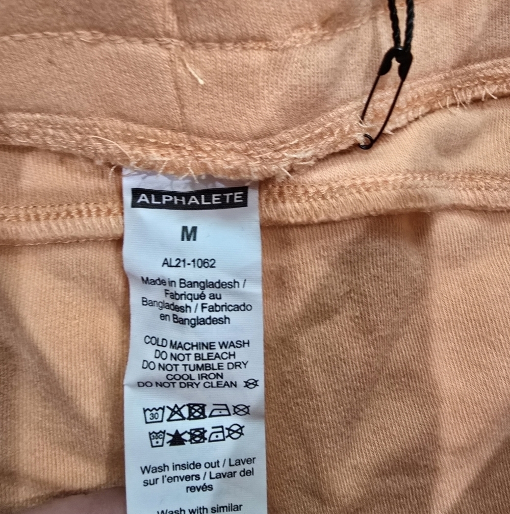 Alphalete Women's Essential Core Shorts 4" Orange Frost NWT - Picture 2 of 7